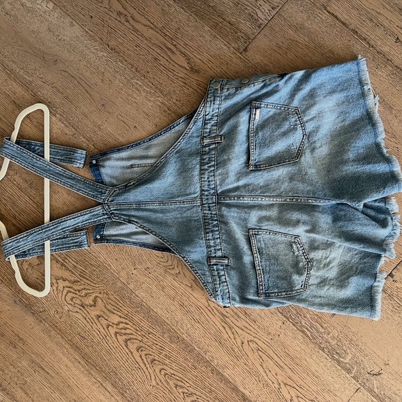 Ripe Maternity Short Overalls - Picture 2 of 5